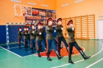 Мальчишки идут вперед!