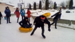 «Снежинки против снежков»