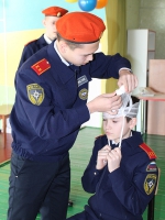 «ВПЕРЕД, МАЛЬЧИШКИ!»