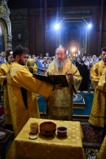 Епископ Максим возглавил Божественную литургию в Вознесенском соборе города Ельца
