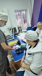 В период с 22 по 26 ноября в ГАПОУ «ЕМК им. К.С. Константиновой» 10 студентов 3 курса специальности Сестринское дело приняли участие в отборочном конкурсе «Профессионалы ЕМК», который проводился в 2 этапа