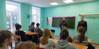 Сотрудники Госавтоинспекции проводят профилактические беседы - Елецкий район