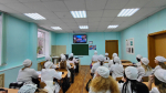19 декабря студенты Елецкого медицинского колледжа групп лд-12 и лд-13 вместе с преподавателем Кисиль Е.Г. посмотрели трансляцию пресс-конференции “Итоги года с президентом Российской Федерации Владимиром Владимировичем Путиным”