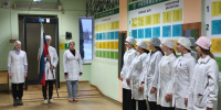 Церемония поднятия Государственного флага Российской Федерации - ЕМК им. К.С. Константиновой