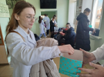 В рамках марафона праздничных поздравлений с 8 марта мальчишки колледжа дарили девчонкам прекрасные стихи и предсказания