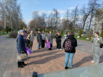 10 тысяч шагов, несмотря на пасмурно-холодную погоду и сильный освежающий ветер, прошли вчера участники одноименной Всероссийской акции