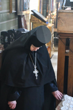 В Великий Понедельник епископ Максим совершил Литургию Преждеосвященных Даров в Троицком монастыре