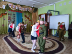 Студент колледжа – участник специальной военной операции – встретился с дошколятами в преддверии Дня Победы