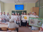 В рамках недели биологии преподаватель Захарова Н. С. и студенты групп Сд 11, лбд 11, ф11 провели в нескольких группах познавательные и весёлые информ-пятиминутки о клетке