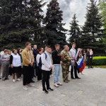 Вечная слава Героям: принимаем участие в возложении венков и цветов к монументу Неизвестному солдату