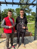 В рамках антинаркотического месячника, проводимого на территории городского округа город Елец, волонтеры Елецкого медицинского колледжа вышли на улицы города