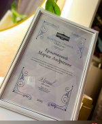 Гордимся выпускниками: медиа-волонтер Мария Ермачкова Мария Ермачкова, выпускница ЕМК 2023 получает заслуженную награду