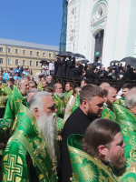 Литургия в Свято-Троицкой Сергиевой лавре в день памяти преподобного Сергия Радонежского