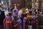В праздник Воздвижения Креста Господня епископ Максим совершил Литургию в Вознесенском соборе