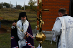 Владыка совершил чин освящения накупольного креста