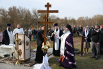 Владыка совершил чин освящения накупольного креста