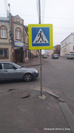 Сотрудники МУП «Елец-Сервис» продолжают работы по благоустройству города