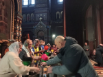 Воспитанники Православной гимназии участвовали в раздаче крещенской воды
