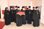 Духовенство, сотрудники Вознесенского собора и епархиального управления поздравили Владыку с Пасхой