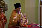 Литургия в Троицком храме поселка Лев Толстой