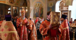Литургия в Троицком храме поселка Лев Толстой