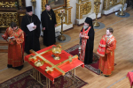 Епископ Максим совершил чин освящения накупольных крестов