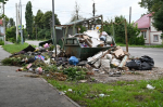Из Ельца пришли тревожные сигналы: сбой в графике вывоза мусора!