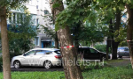 Что за самоуправство происходит во дворе дома 103Б, по улице Коммунаров?
