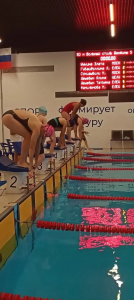 Праздник спорта на водных дорожках: в Ельце прошли соревнования по плаванию!