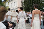 5 сентября улица Мира превратилась в подиум, где прошло дефиле, объединившее народные традиции