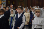 Божественная литургия в Вознесенском соборе в день 30-летия Православной гимназии
